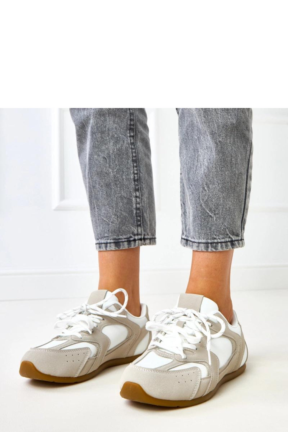 Sneakers model 218153 Solea