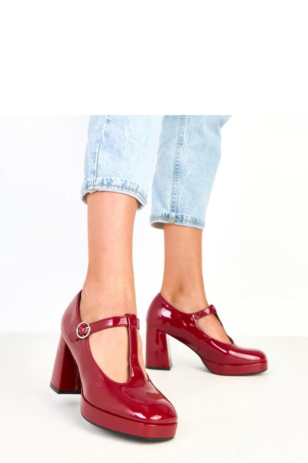 Shoes with heel model 218174 Solea