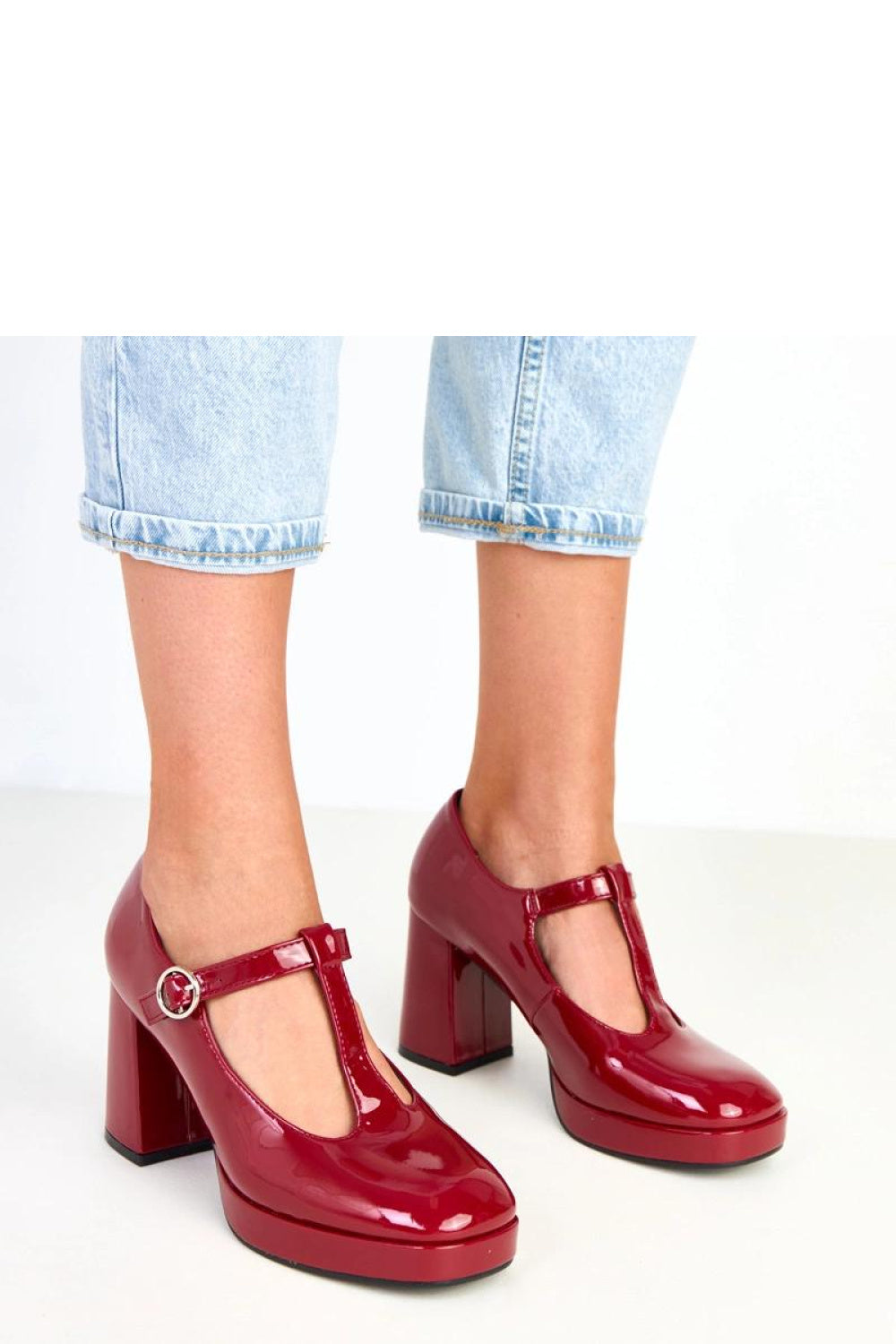Shoes with heel model 218174 Solea