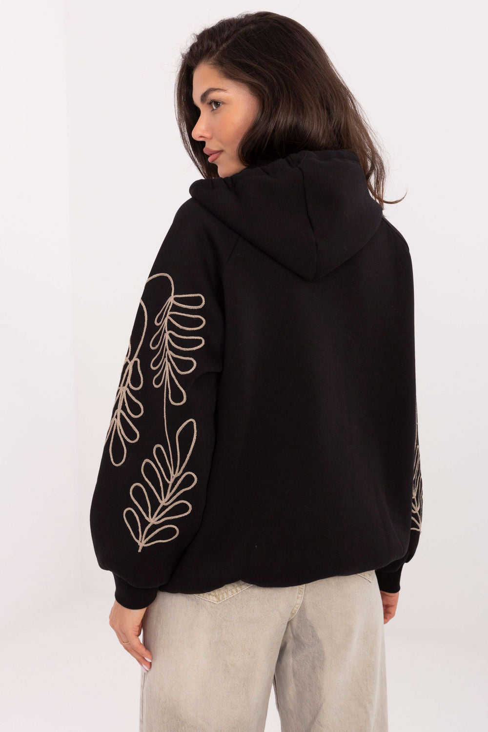 Sweater model 218247 Relevance