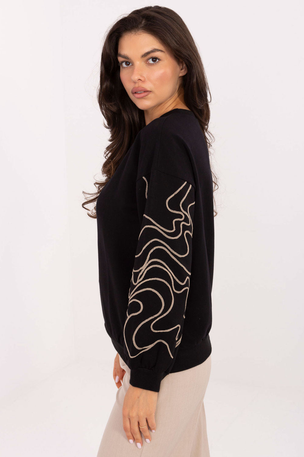 Sweater model 218382 Relevance