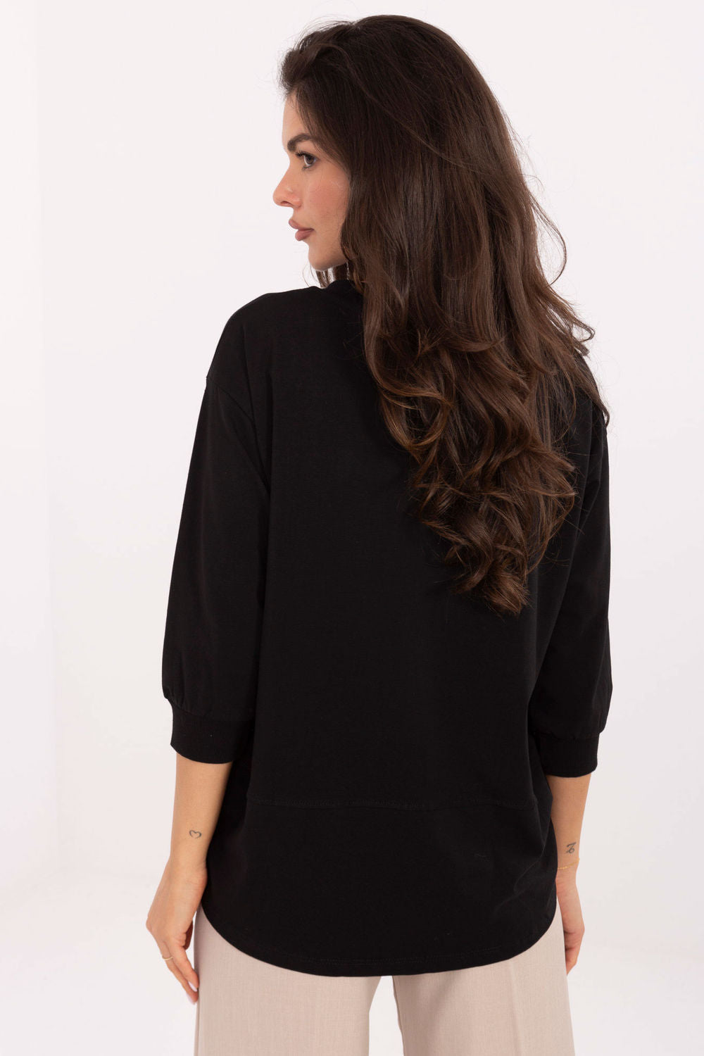 Blouse model 218387 Relevance