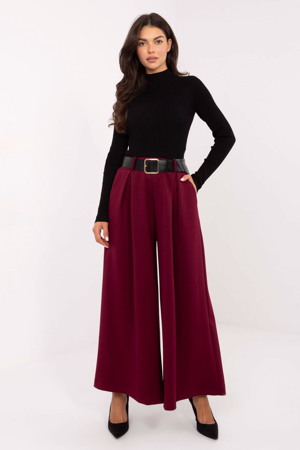 Women's trousers model 218450 Italy Moda