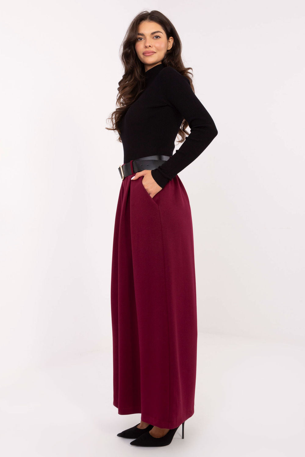 Women's trousers model 218450 Italy Moda