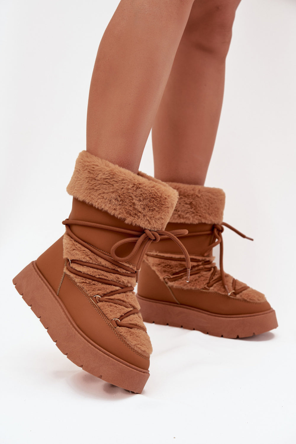 Snowshoes model 218748 Step in style