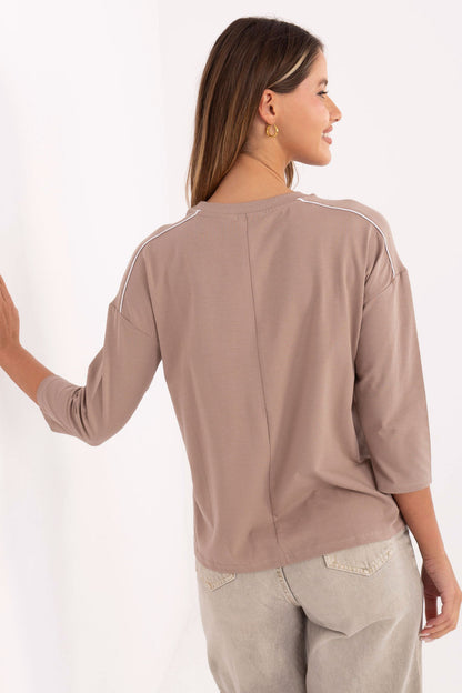 Blouse model 218837 Relevance