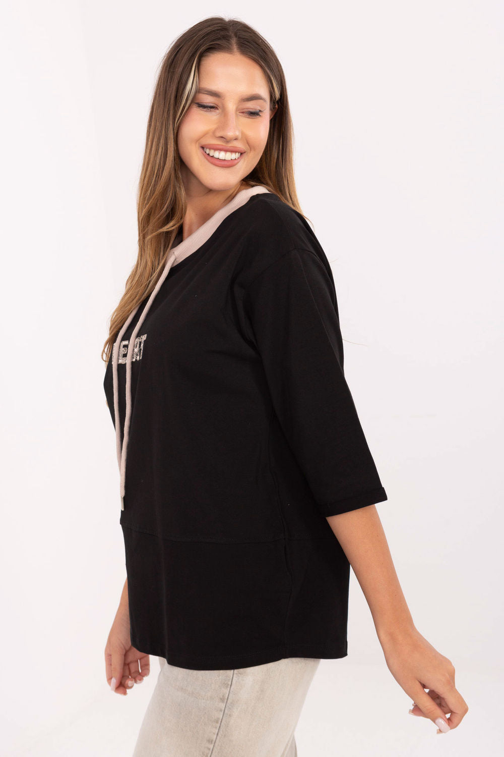 Blouse model 218841 Relevance