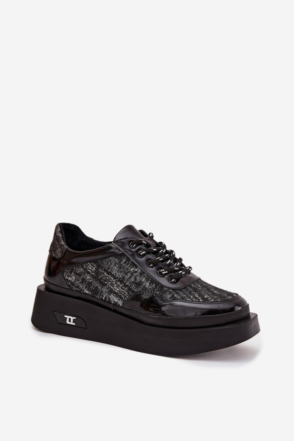 Low shoes model 219107 Step in style
