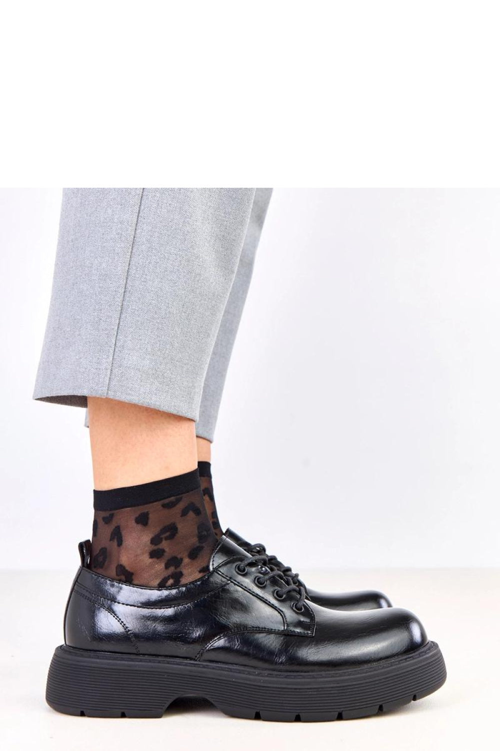 Low shoes model 219165 Solea