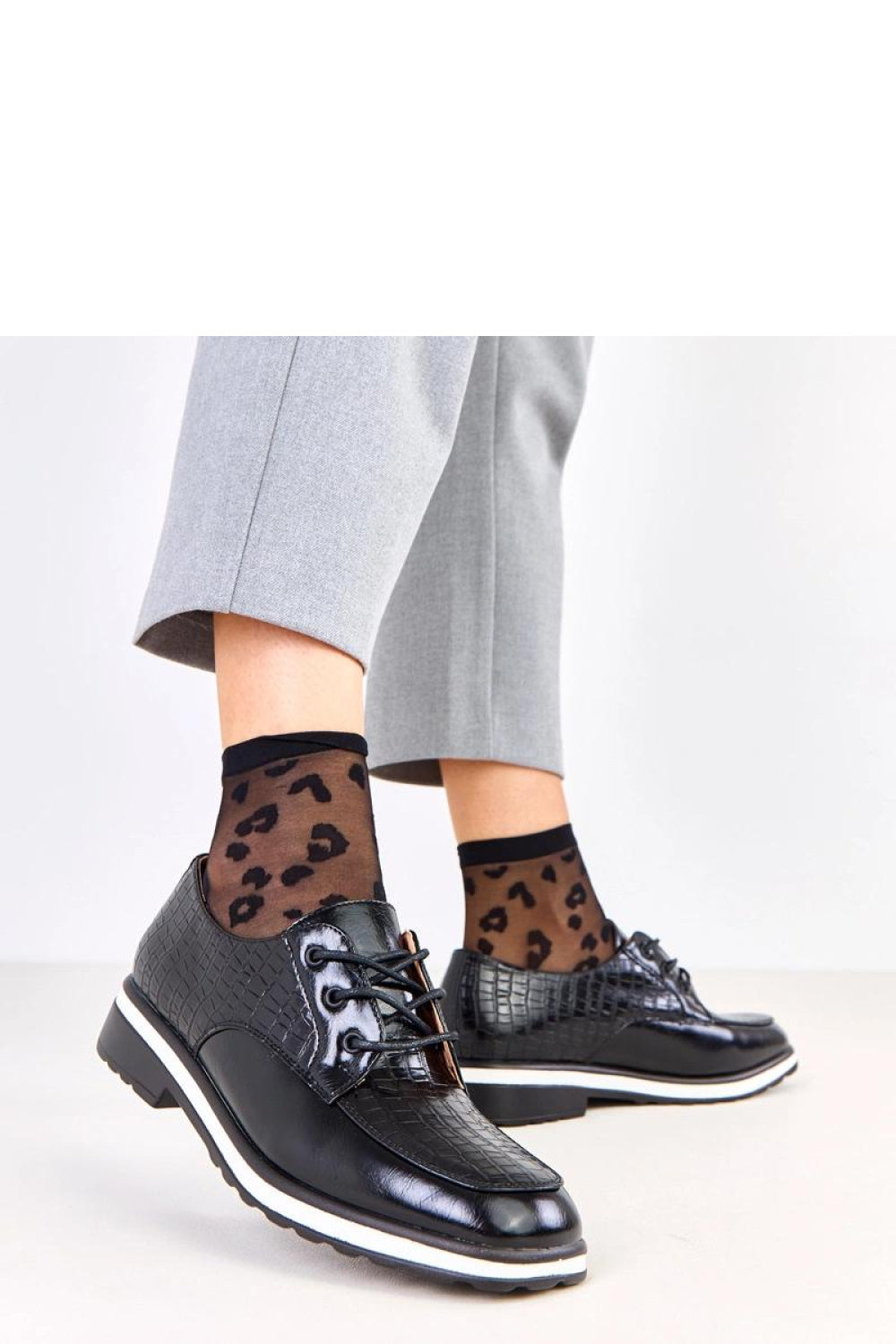Low shoes model 219170 Solea