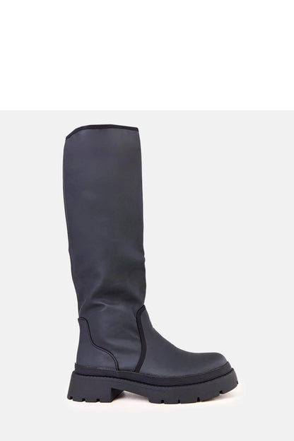Stiefel model 219426 Solea