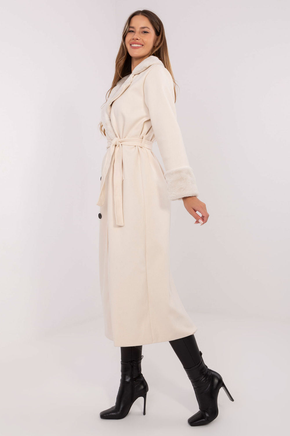 Coat model 219461 Rue Paris