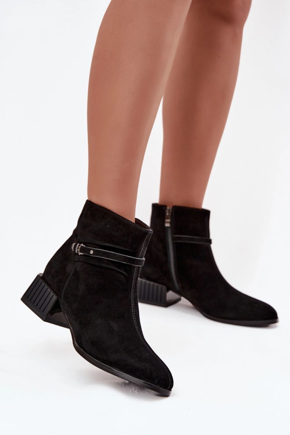 Ankle boots with heels model 220200 Step in style