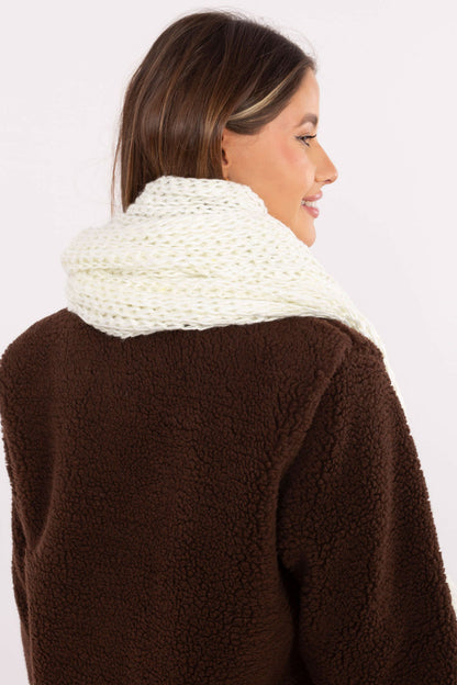 Scarf model 220393 AT