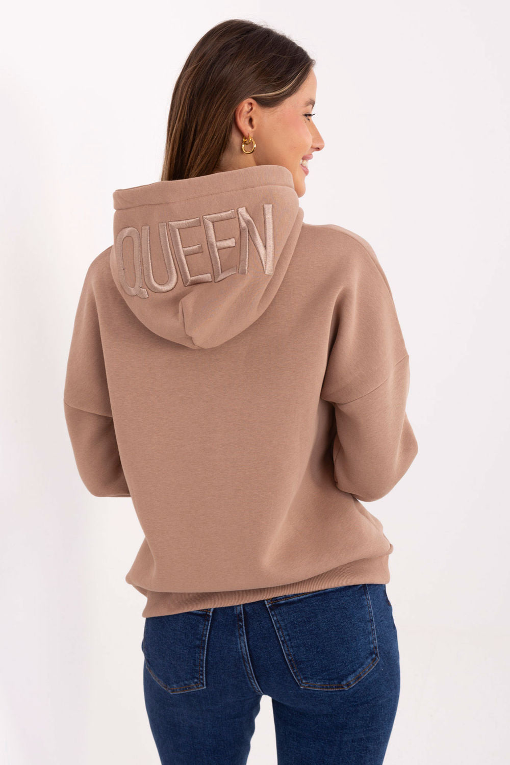 Sweater model 220404 Relevance