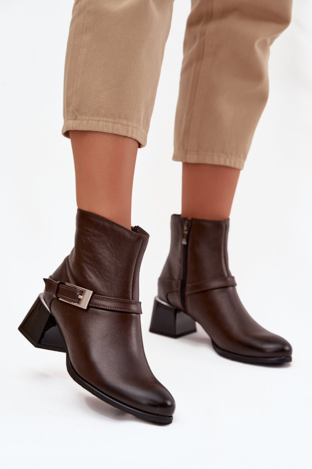 Ankle boots with heel model 220702 Step in style