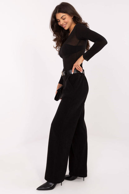 Ladies' Trousers model 220753 Italy Moda