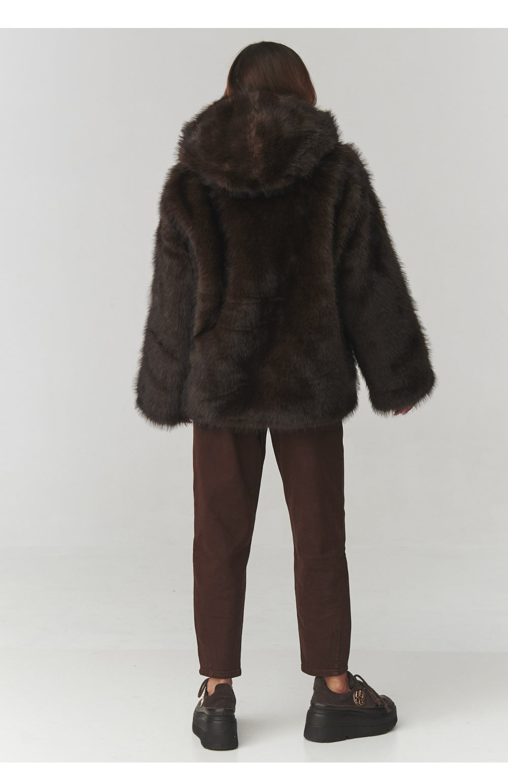 Jacke model 220799 Makadamia