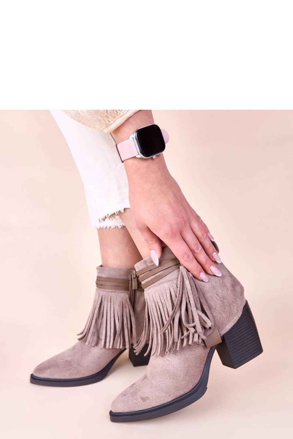Ankle boots with heels model 221020 Solea