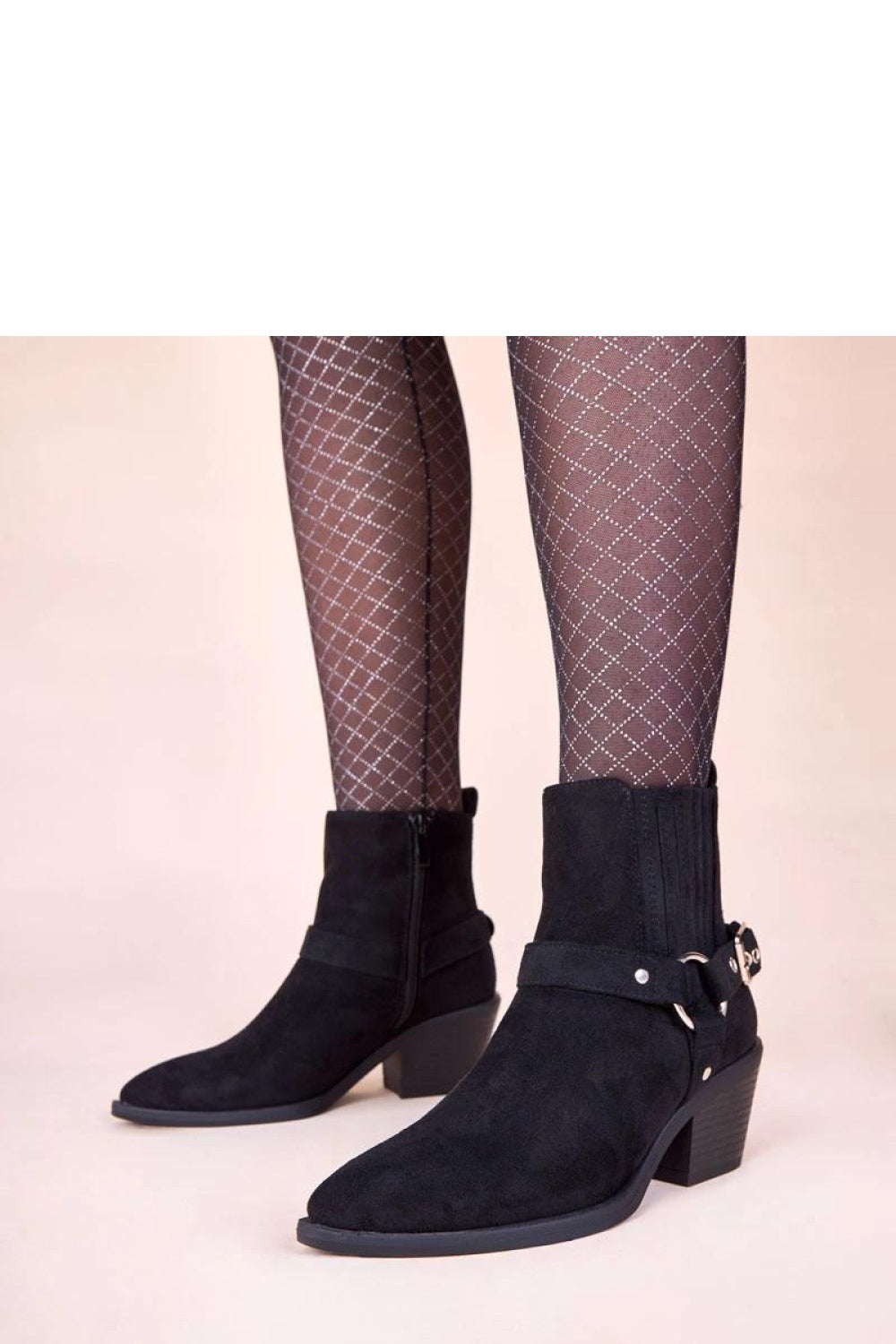 Ankle boots with heel model 221024 Solea