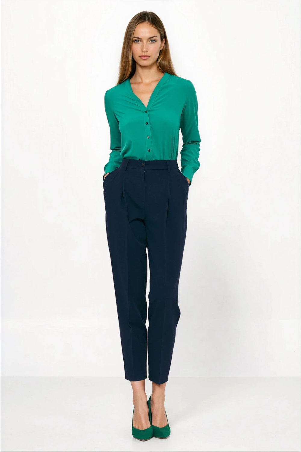 Damen Hose model 221220 Nife