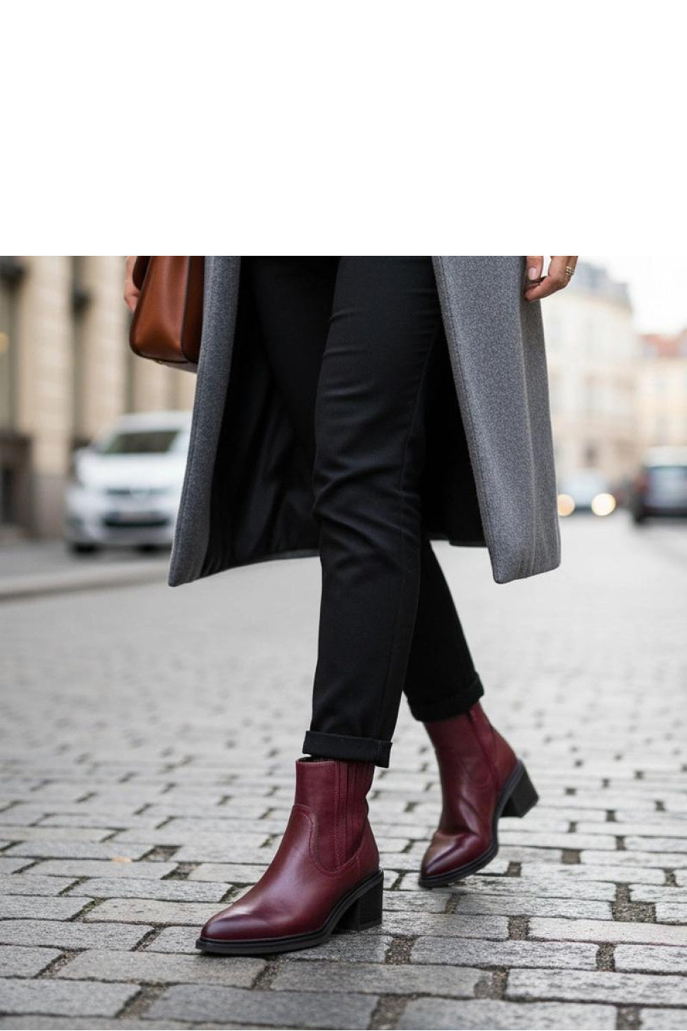 Ankle boots with heels model 221373 Solea