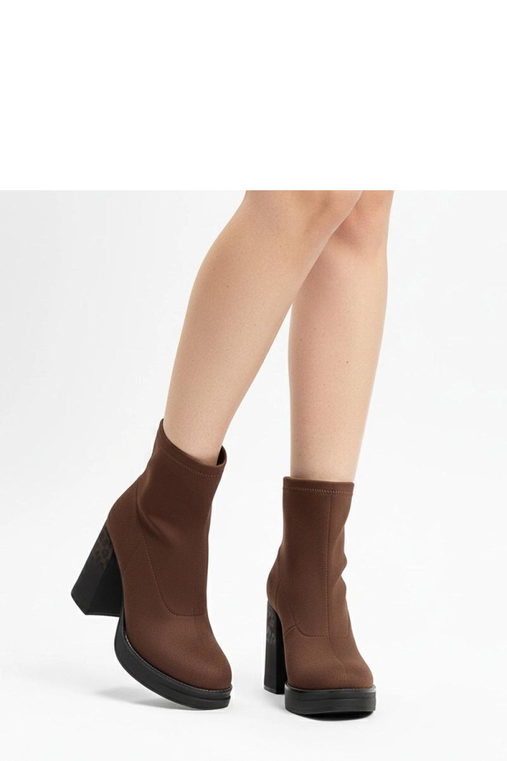 Stiefeletten mit Absatz model 222036 Solea