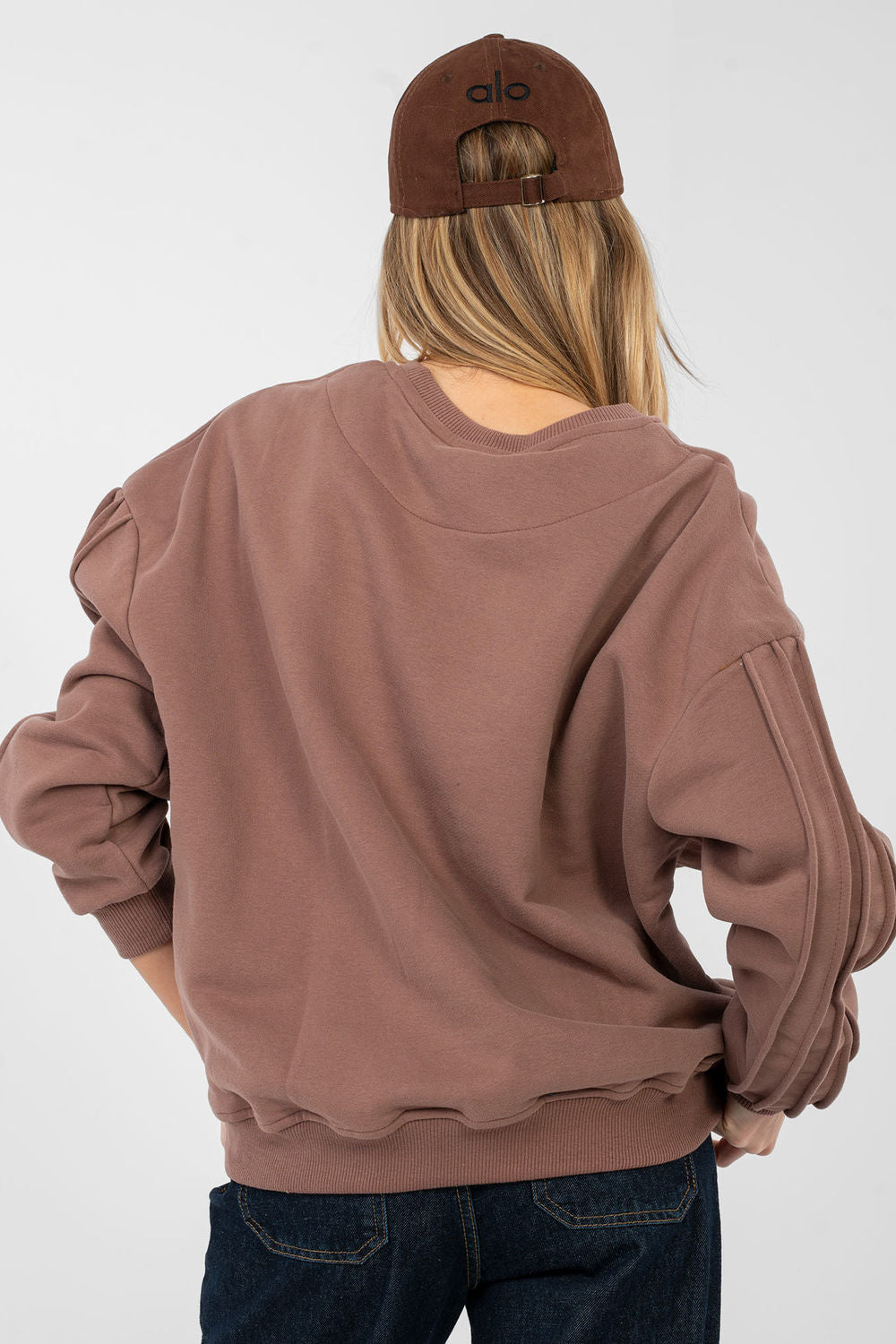 Sweater model 224128 Factory Price