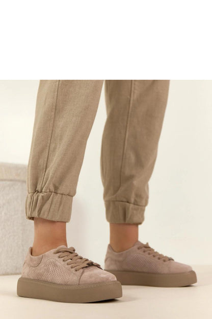 Sporty shoes on platform model 224957 Solea