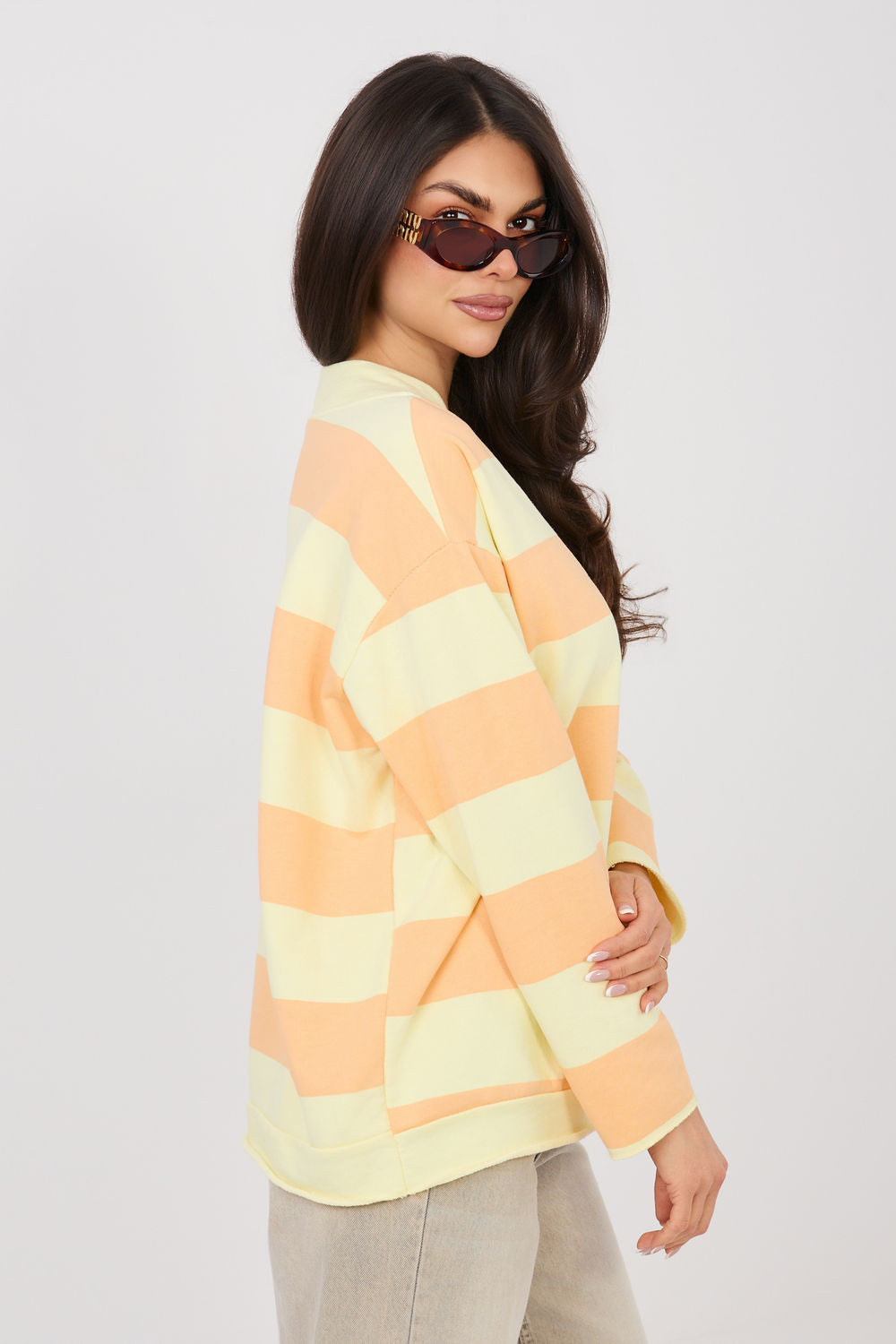Sweater model 225056 Factory Price