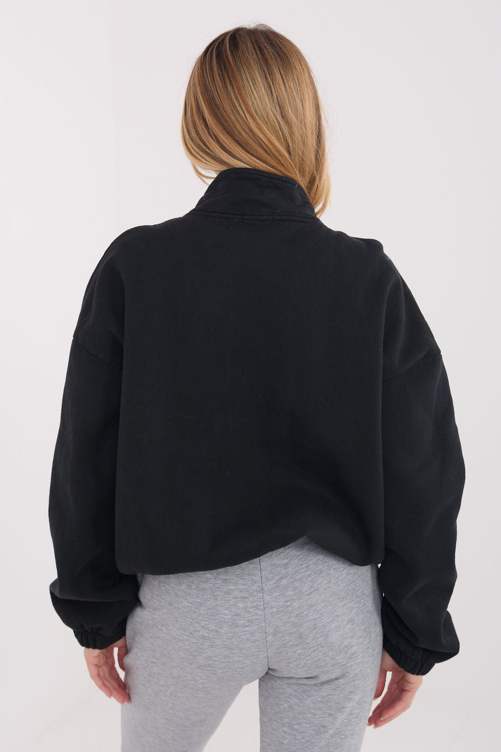 Sweater model 225081 Factory Price