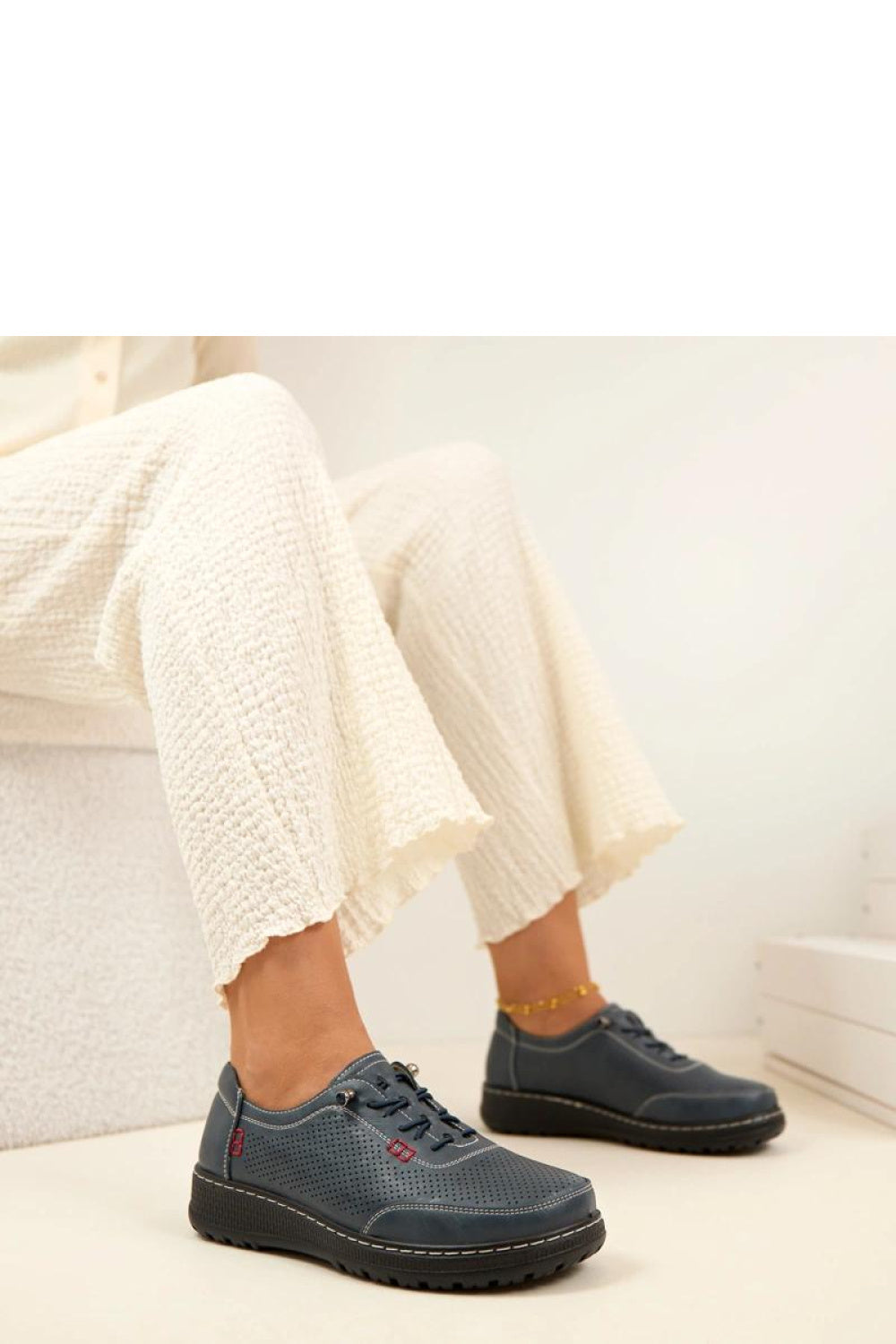 Low shoes model 225599 Solea