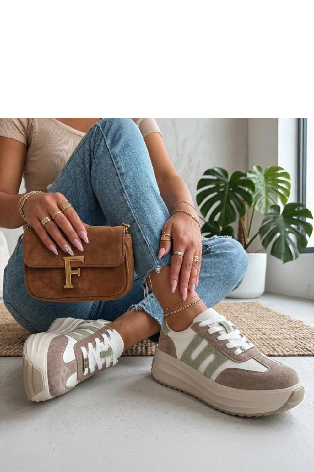 Sportliche Schuhe auf Plattform model 226029 Solea