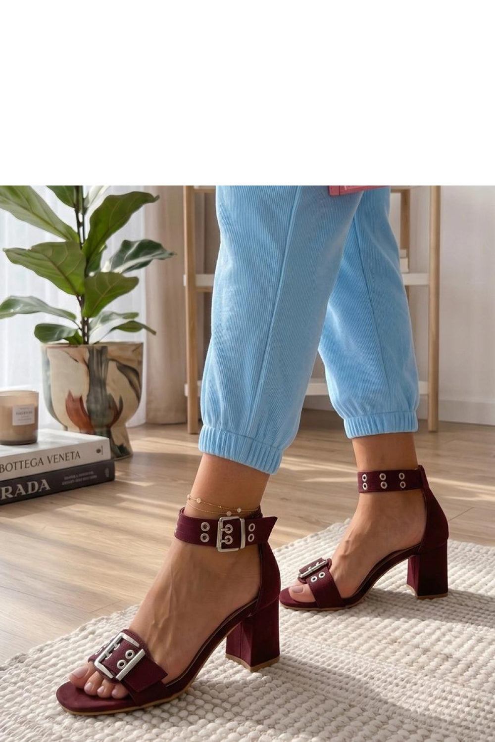 Sandalen mit Absatz model 227267 Solea