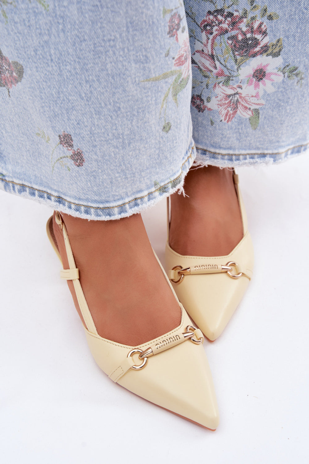 Sandalen mit Absatz model 227447 Step in style