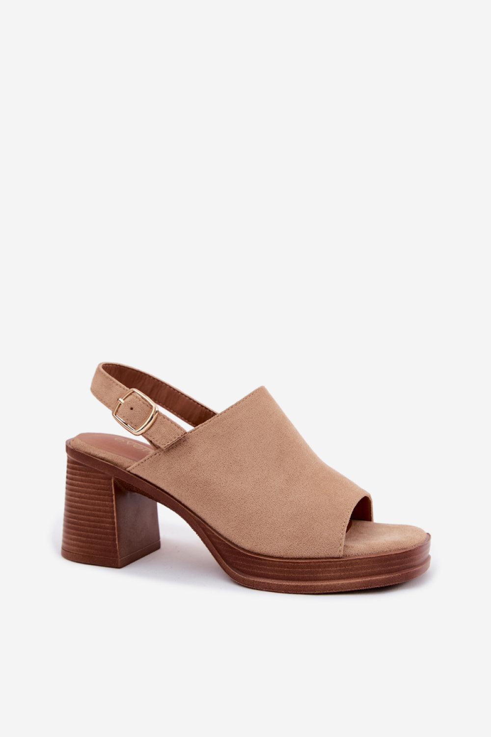 Sandalen mit Absatz model 227915 Step in style
