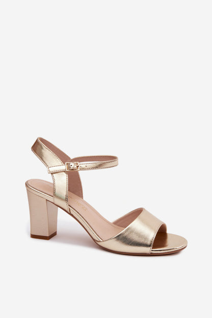 Sandalen mit Absatz model 228102 Step in style