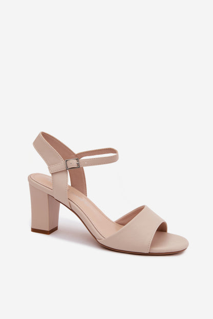 Sandalen mit Absatz model 228103 Step in style