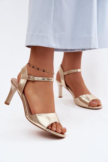 Sandalen mit Absatz model 228106 Step in style