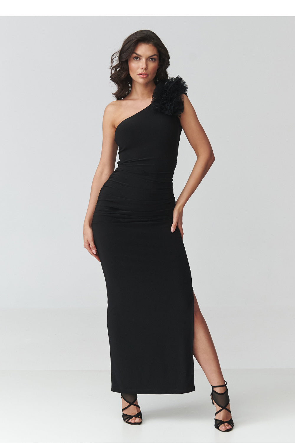 Langes Kleid model 228320 Makadamia