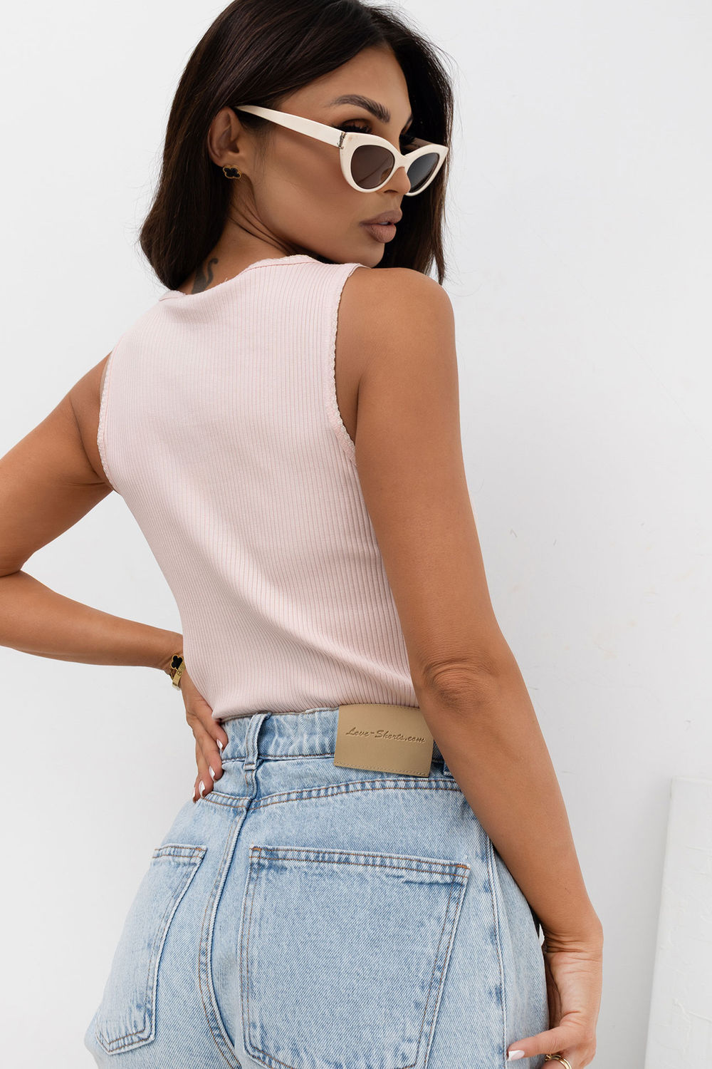 Top model 228343 Rue Paris