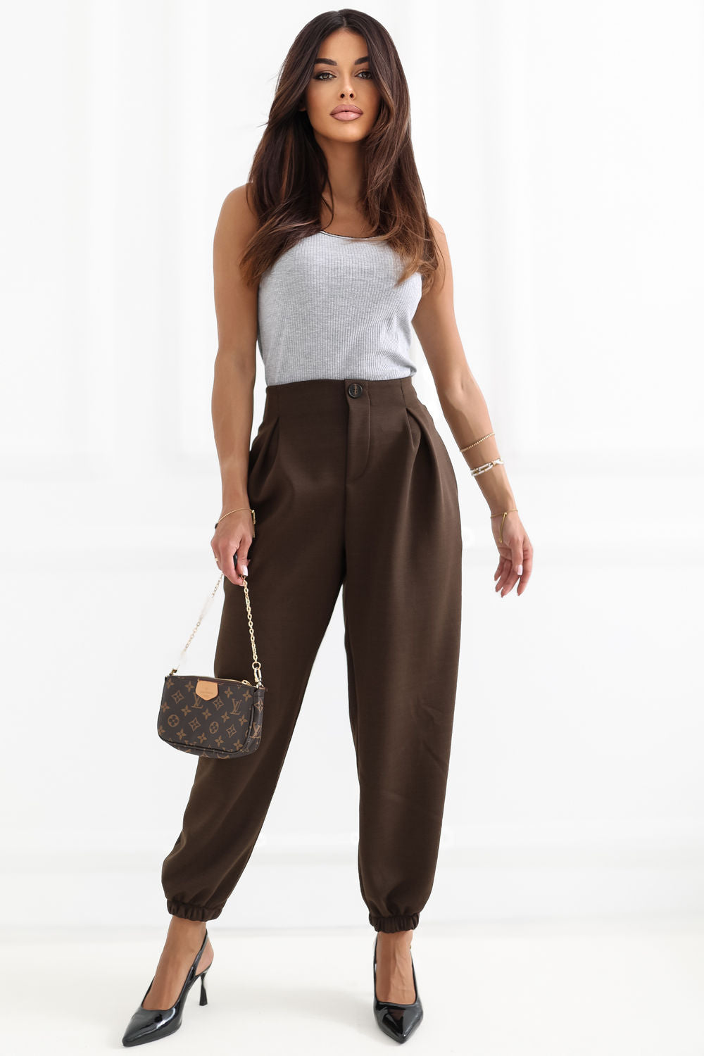 Top model 228344 Rue Paris