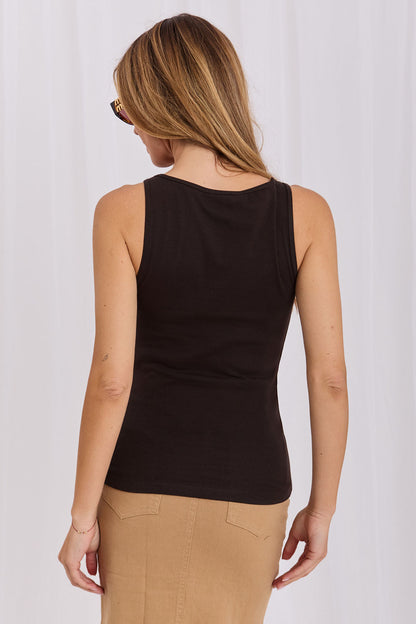 Top model 228657 Rue Paris