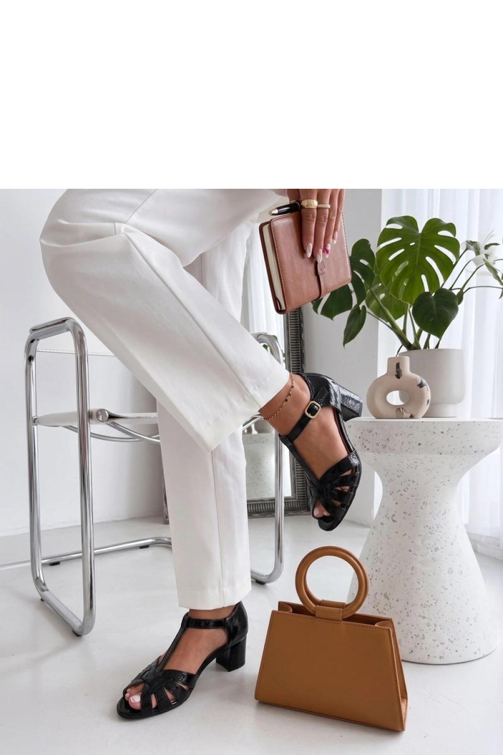 Sandalen mit Absatz model 229008 Solea