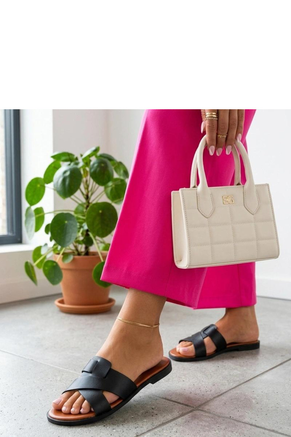 Pantoletten model 229792 Solea
