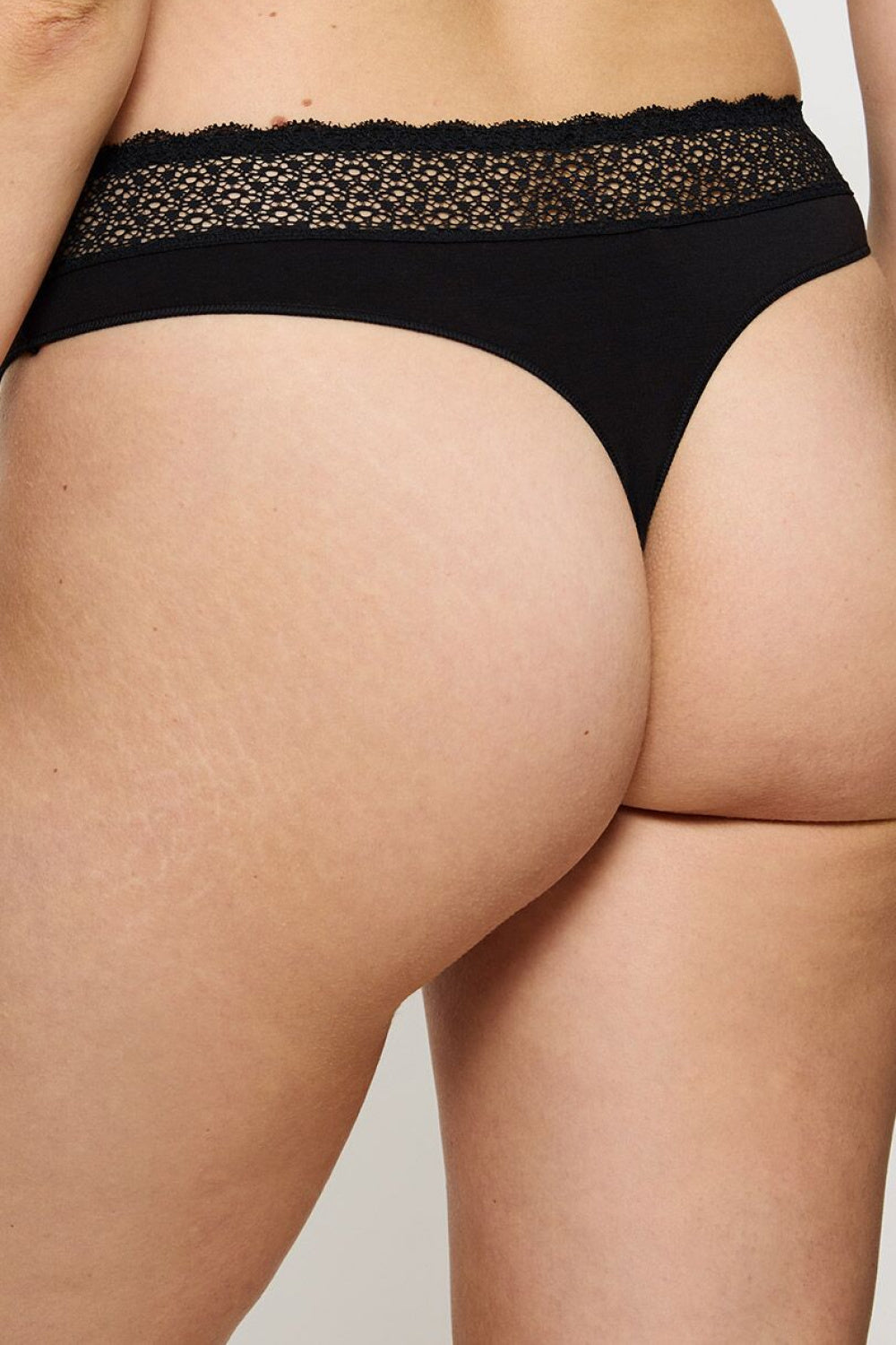 Set model 230030 Triumph