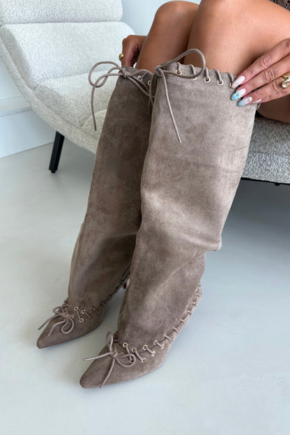 Stiefel mit Absätzen model 230951 Step in style