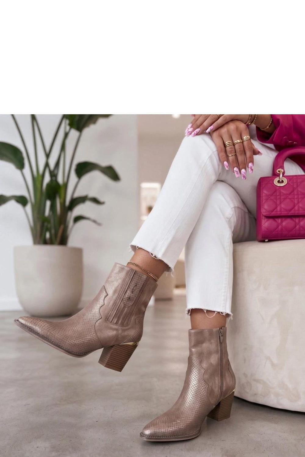 Stiefeletten mit Absatz model 231293 Solea