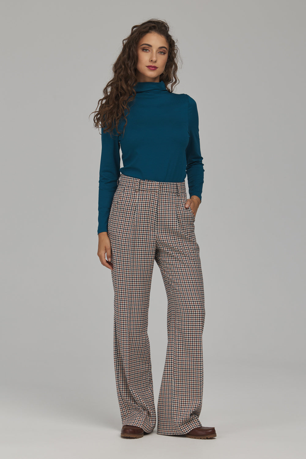 Damen Hose model 231658 Nife