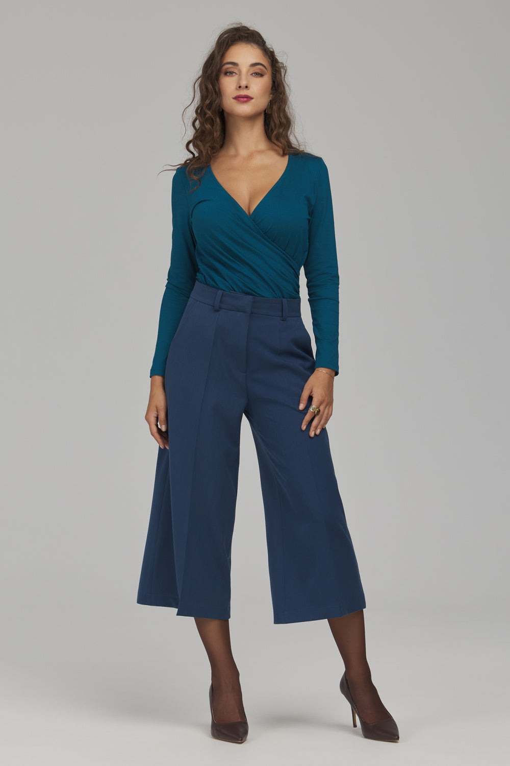 Damen Hose model 231663 Nife